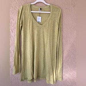 Free People We The Free Long Sleeve V-Neck Slub Knit Top XS NWT